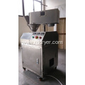 Dry process double roller compact pellet making machine